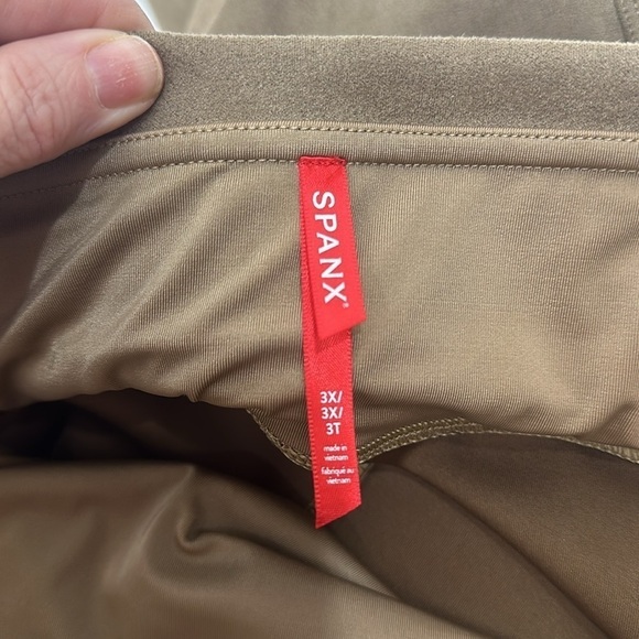 SPANX faux suede camel pants size 3X - Picture 7 of 11